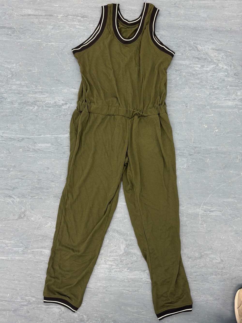 balera Olive Green Sleeveless Athletic Jumpsuit with Contrast Trim